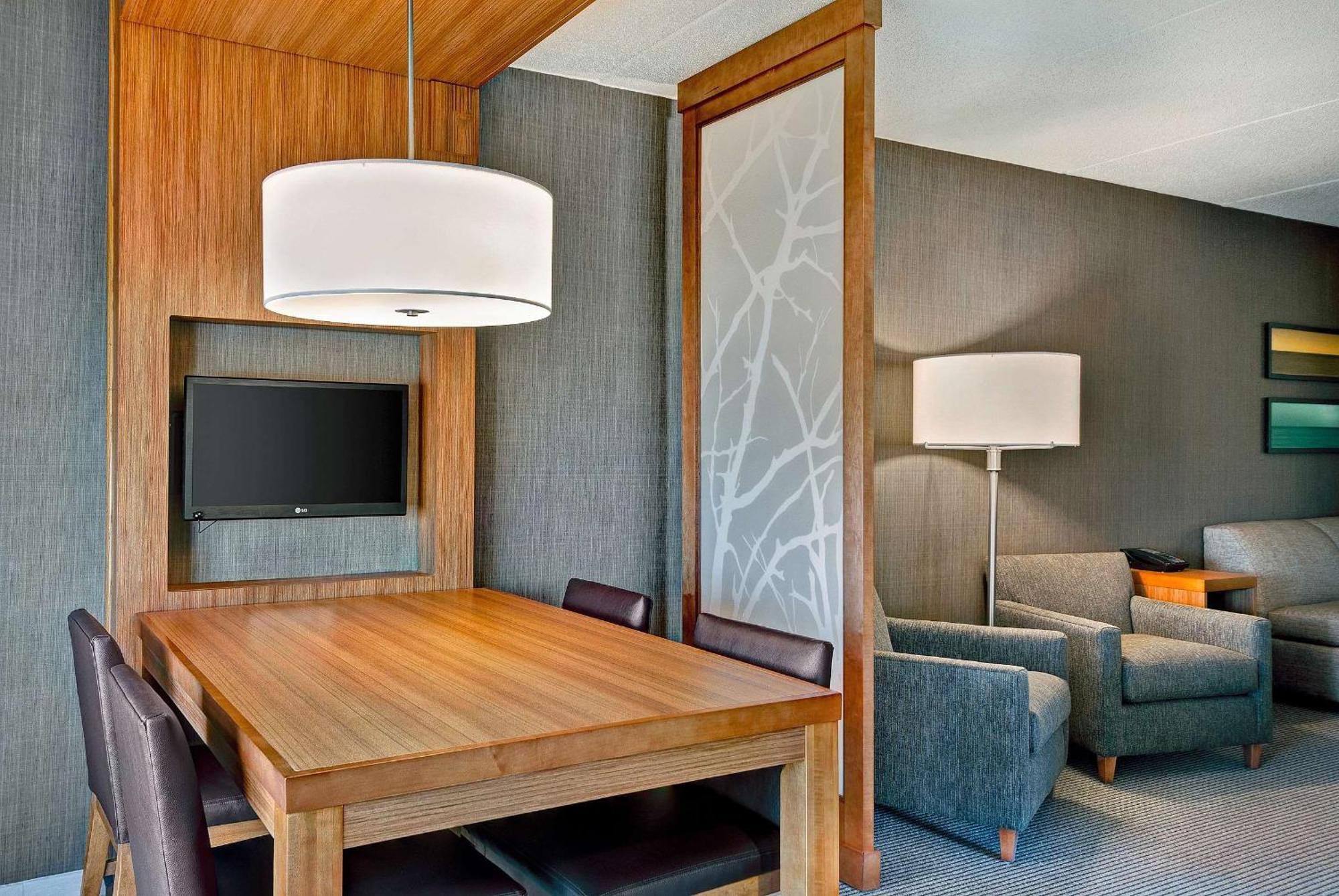 Hyatt Place Fredericksburg At Mary Washington Екстериор снимка