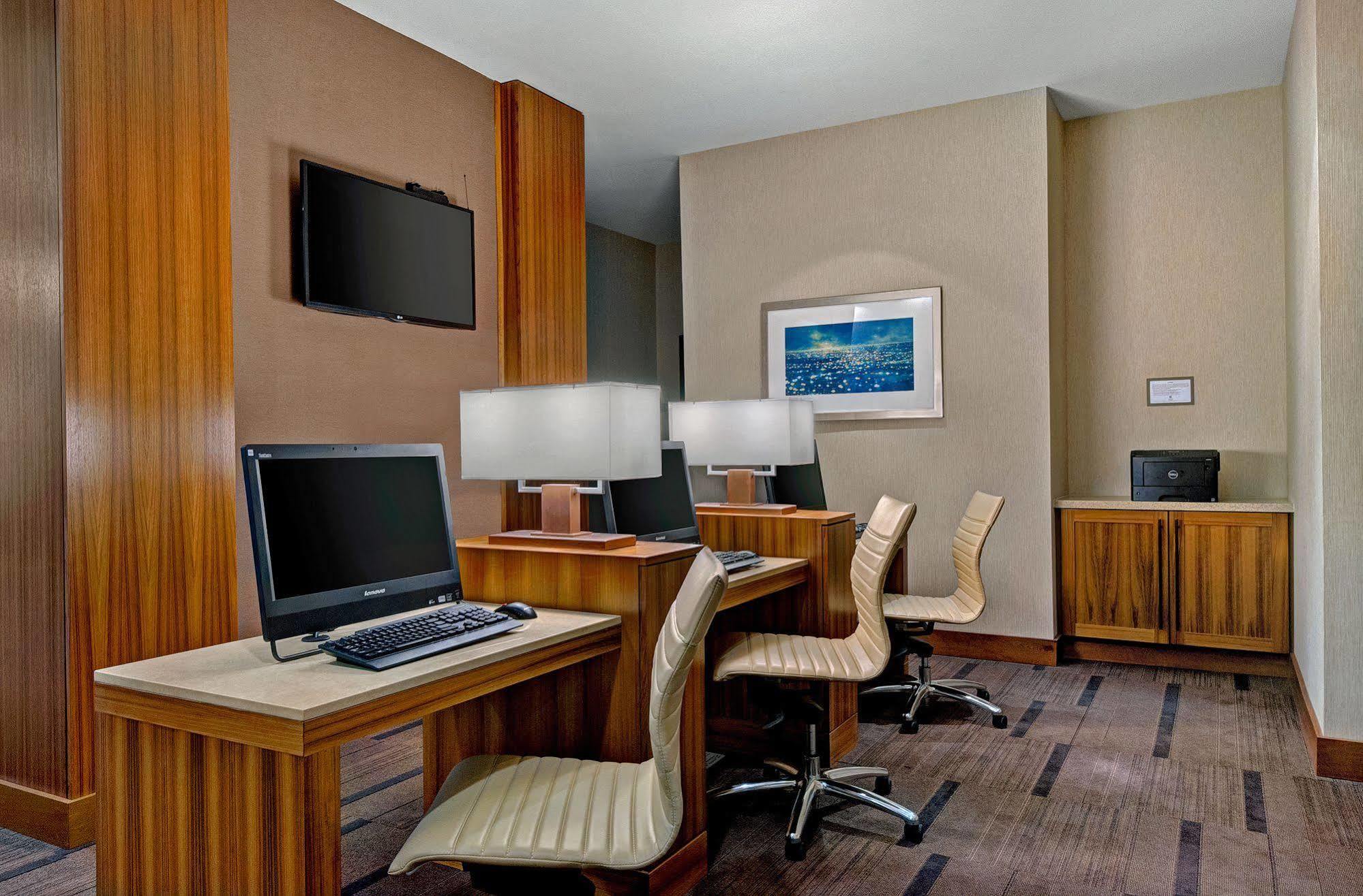 Hyatt Place Fredericksburg At Mary Washington Екстериор снимка